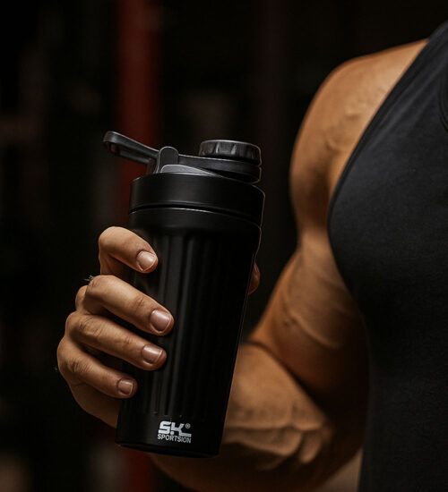 شیکر استیل یک تکه مدل SK Sport ظرفیت 0.75 لیتر شیکر استیل یک تکه مدل SK Sport ظرفیت 0.75 لیتر