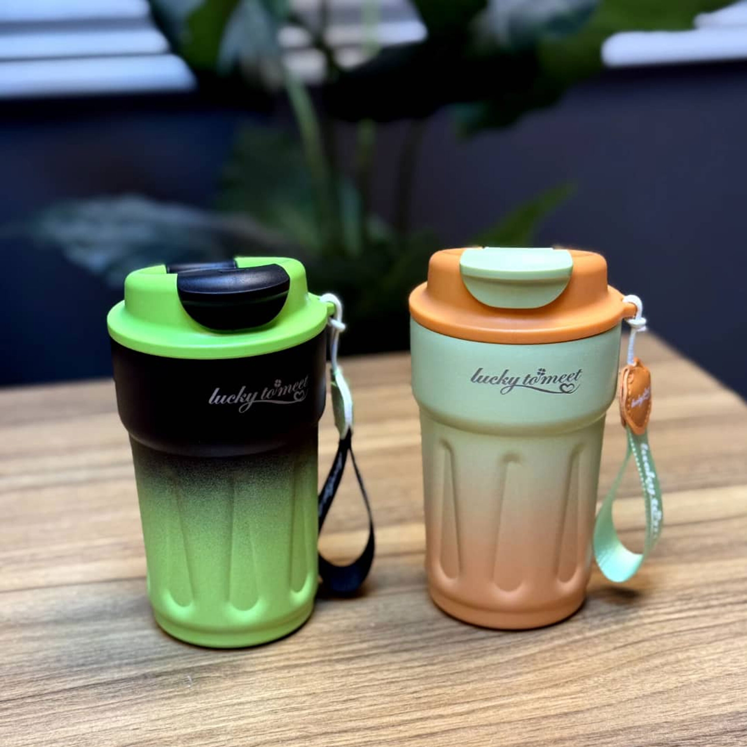 تراول ماگ مدل Lucky دماسنج دار ظرفیت 420ml تراول ماگ مدل Lucky دماسنج دار ظرفیت 420ml