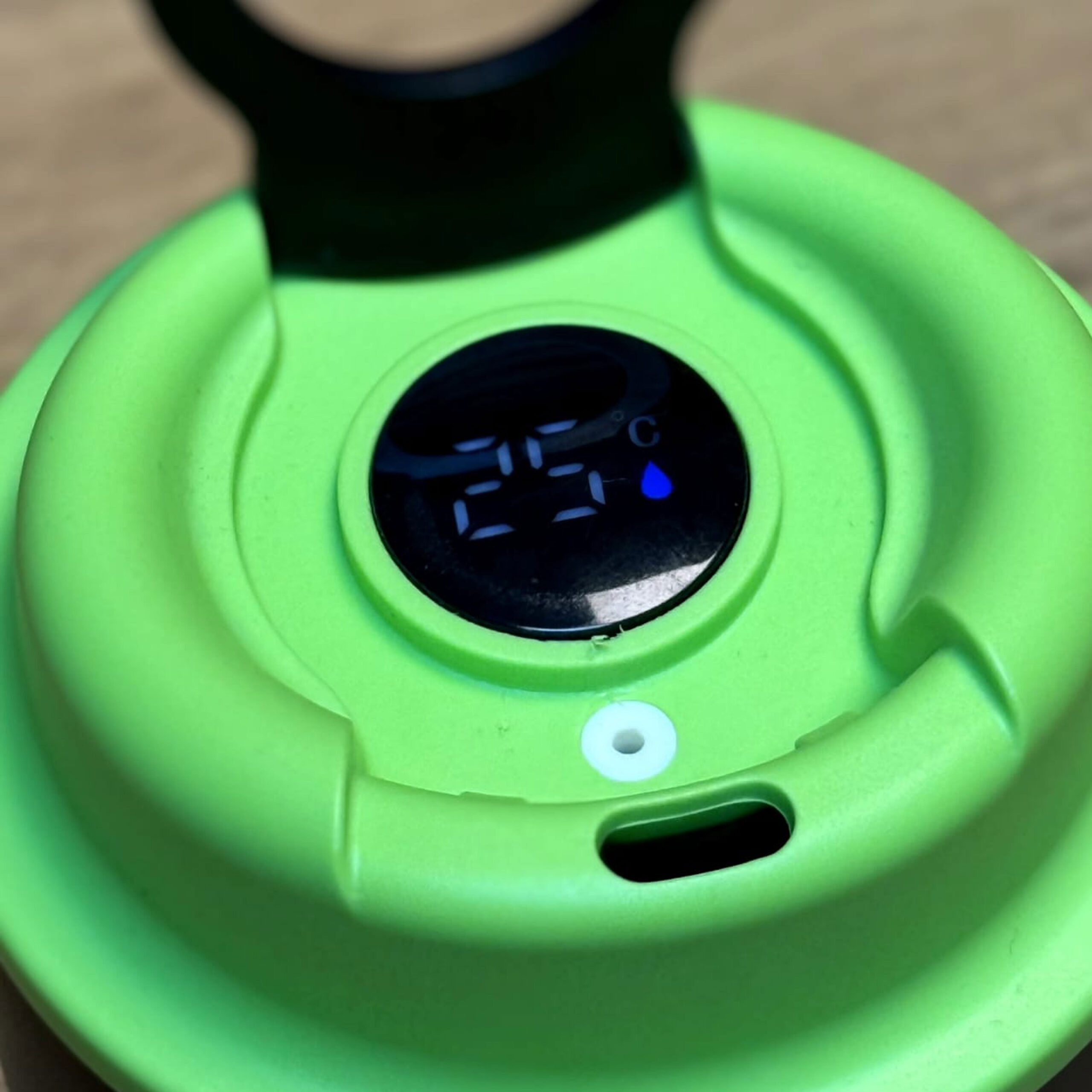 تراول ماگ مدل Lucky دماسنج دار ظرفیت 420ml تراول ماگ مدل Lucky دماسنج دار ظرفیت 420ml